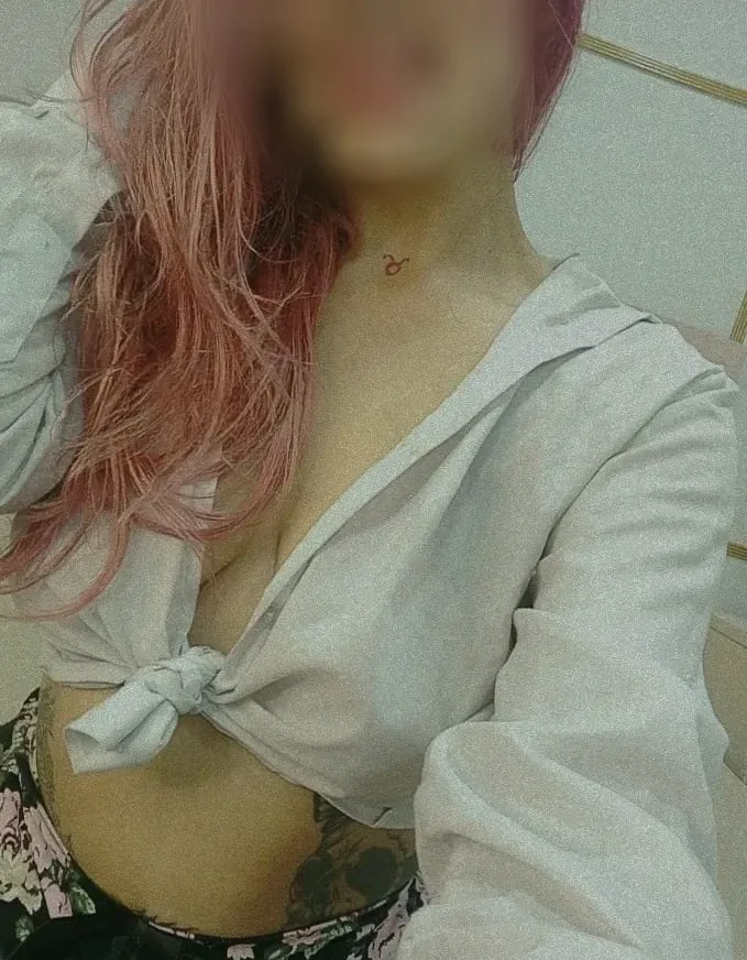 Milica, 27